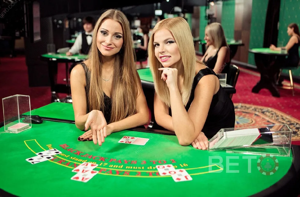 Tampilan meja kasino live dengan suasana dealer langsung